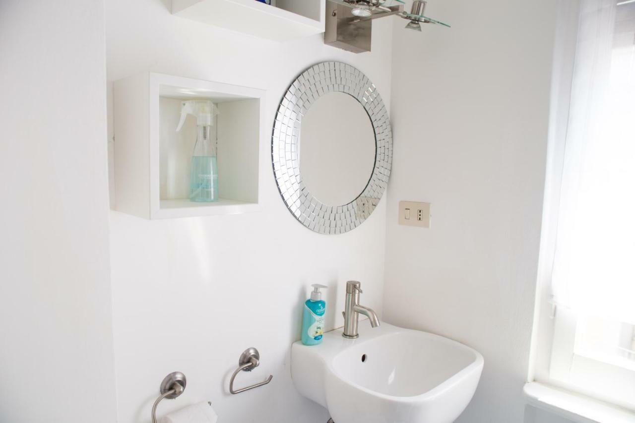 Convenient And Private Place In Mailand Exterior foto